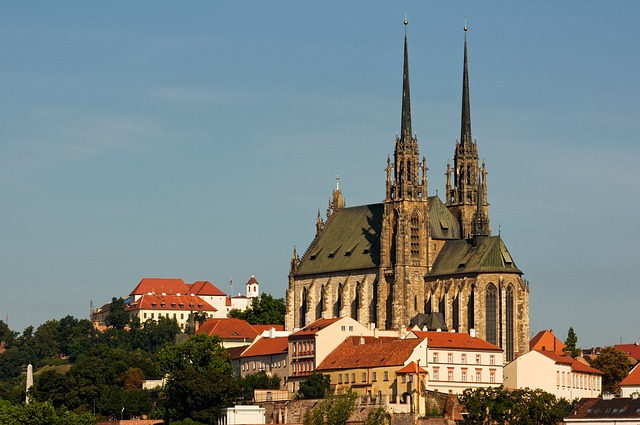 Nenechte sousedy nahlížet do vašeho soukromí